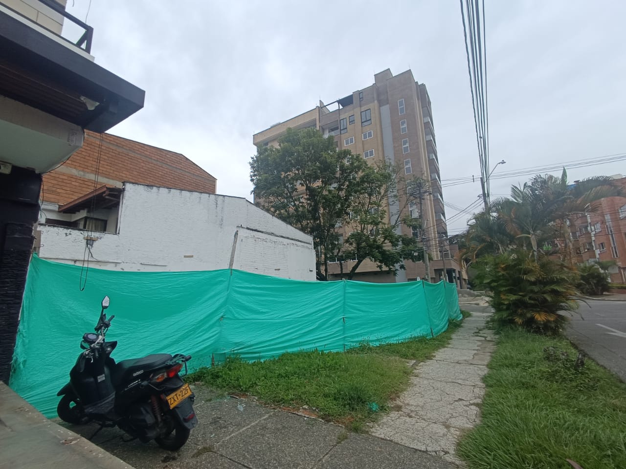 LOTE PARA VENTA LAURELES, MEDELLIN
