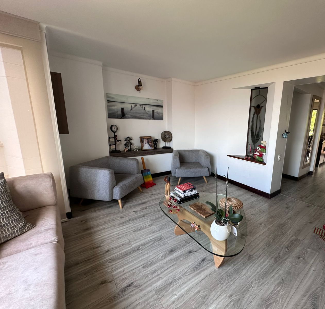 VENDO APARTAMENTO (BAJO DE PRECIO) EL POBLADO MEDELLIN