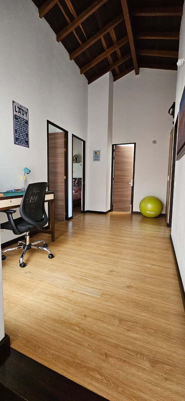 Venta de casa en El Retiro sector Pantanillo