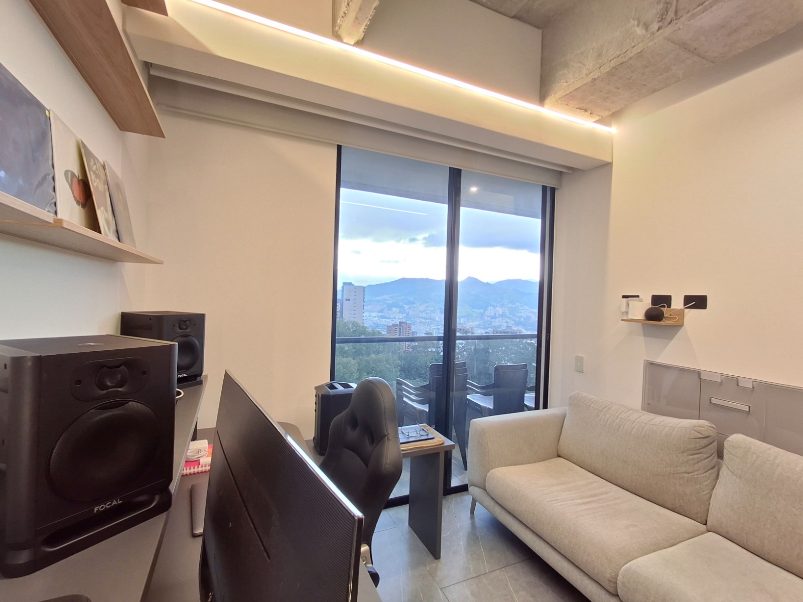 Apartamento en venta Medellín poblado transversal superior con Balsos