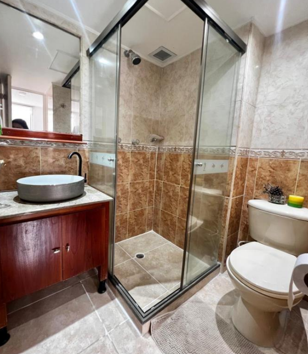 Apartamento en venta Medellín Poblado San Julián parte baja