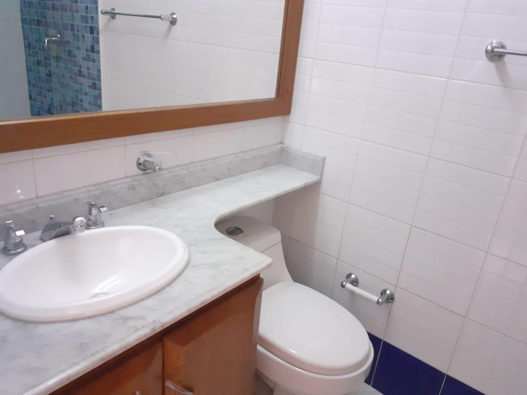 Apartamento para venta en laureles, medellin