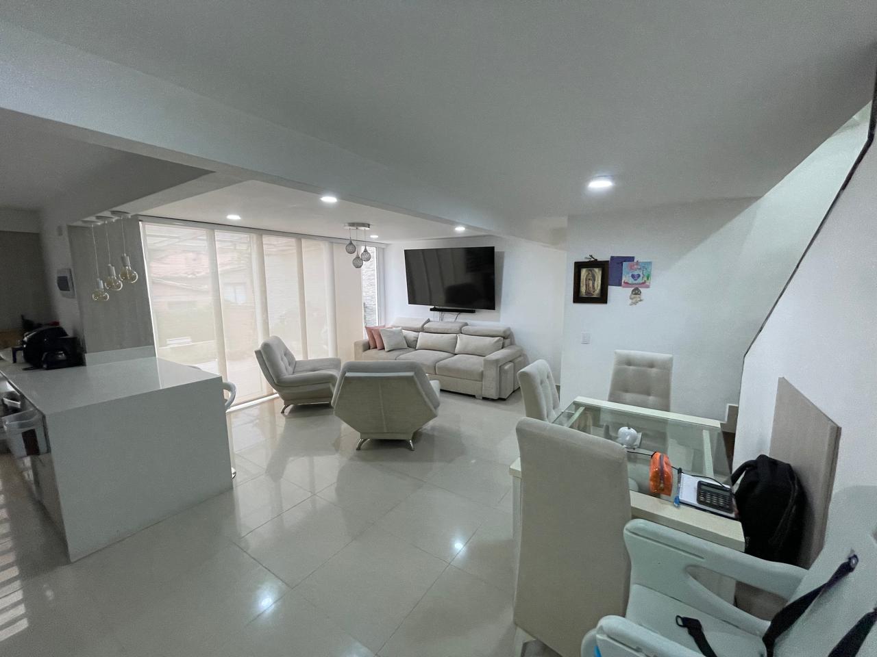 Se vende casa en belén La mota