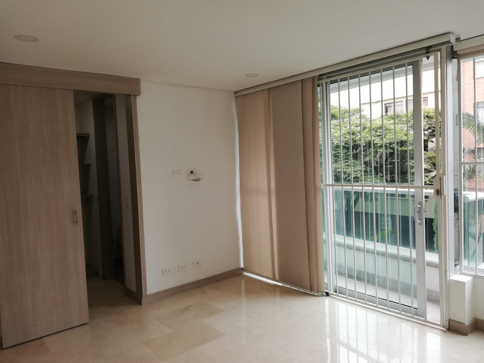 Apartamento para venta en laureles
