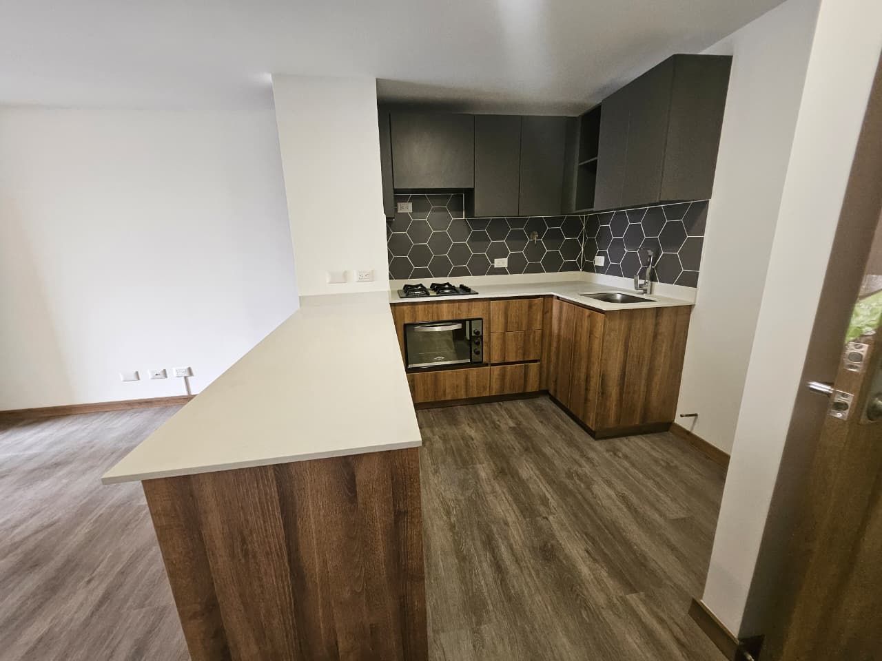 Apartamento para estrenar en arriendo en Envigado