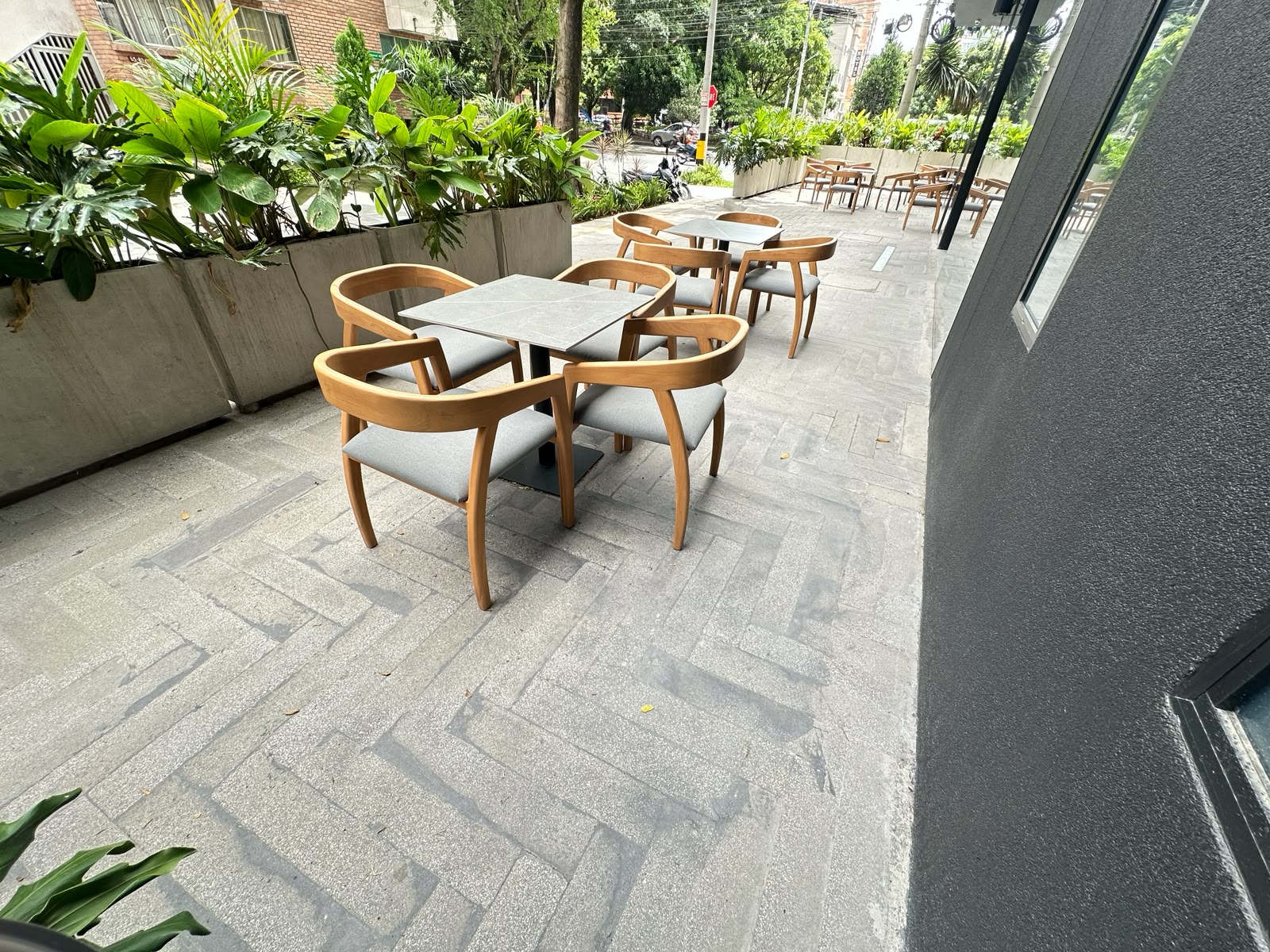 LOCAL EN ARRIENDO EN LOBBY RECONOCIDO HOTEL OCCIDENTE DE MEDELLIN