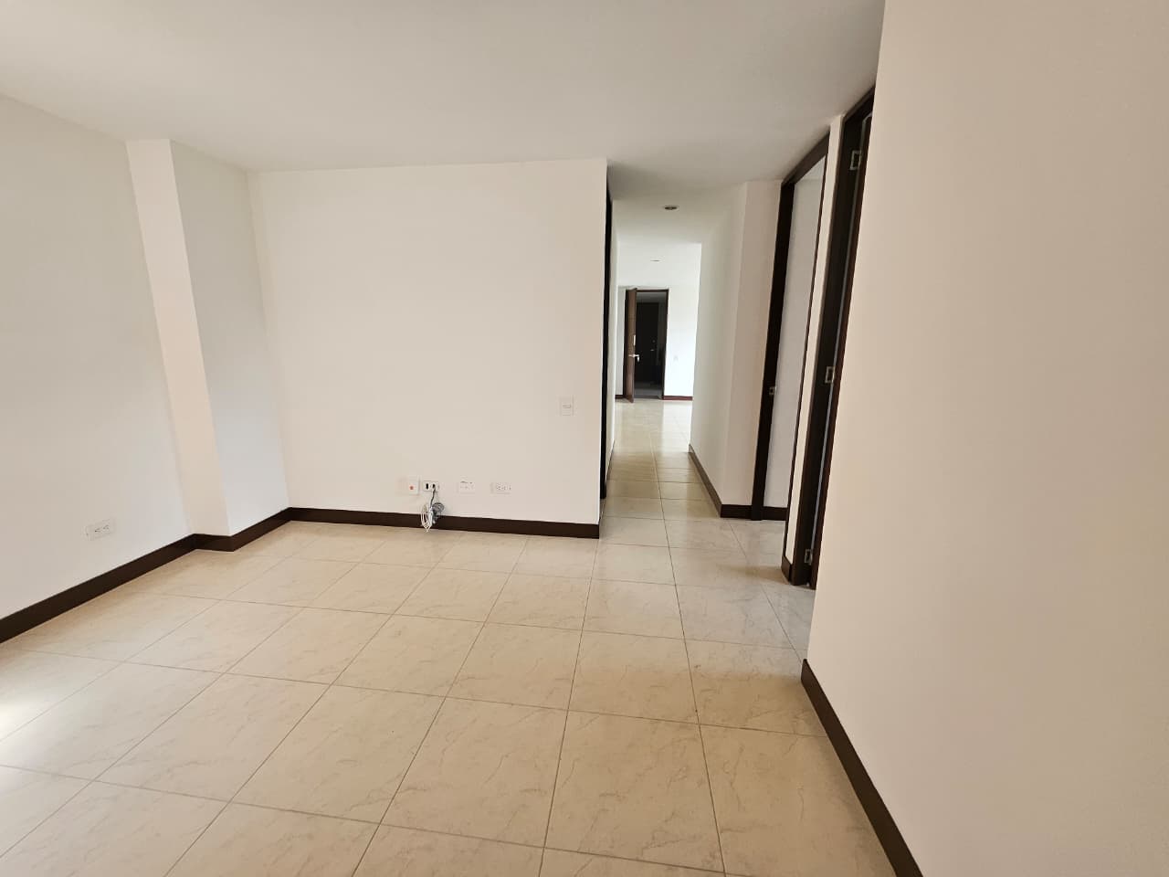 Apartamento en arriendo en la Loma del Escobero Envigado