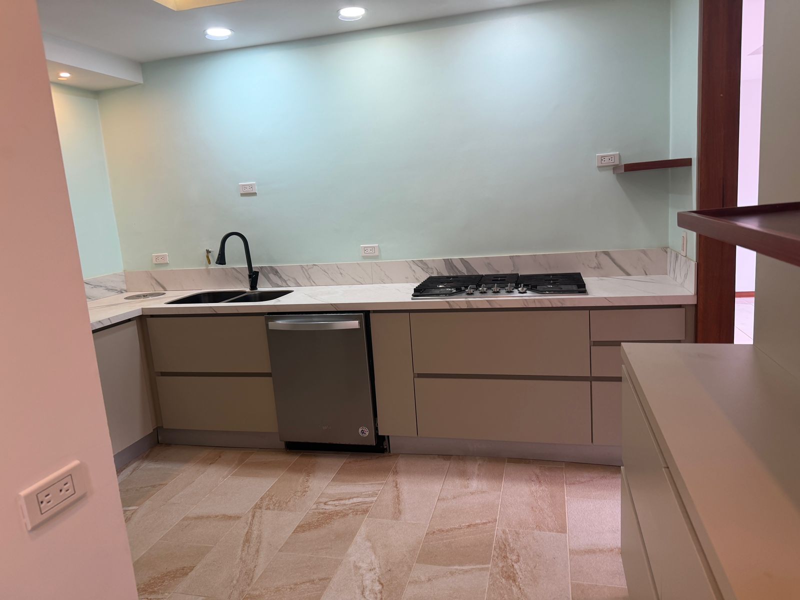 Apartamento para la venta en Envigado la Frontera  Poblado