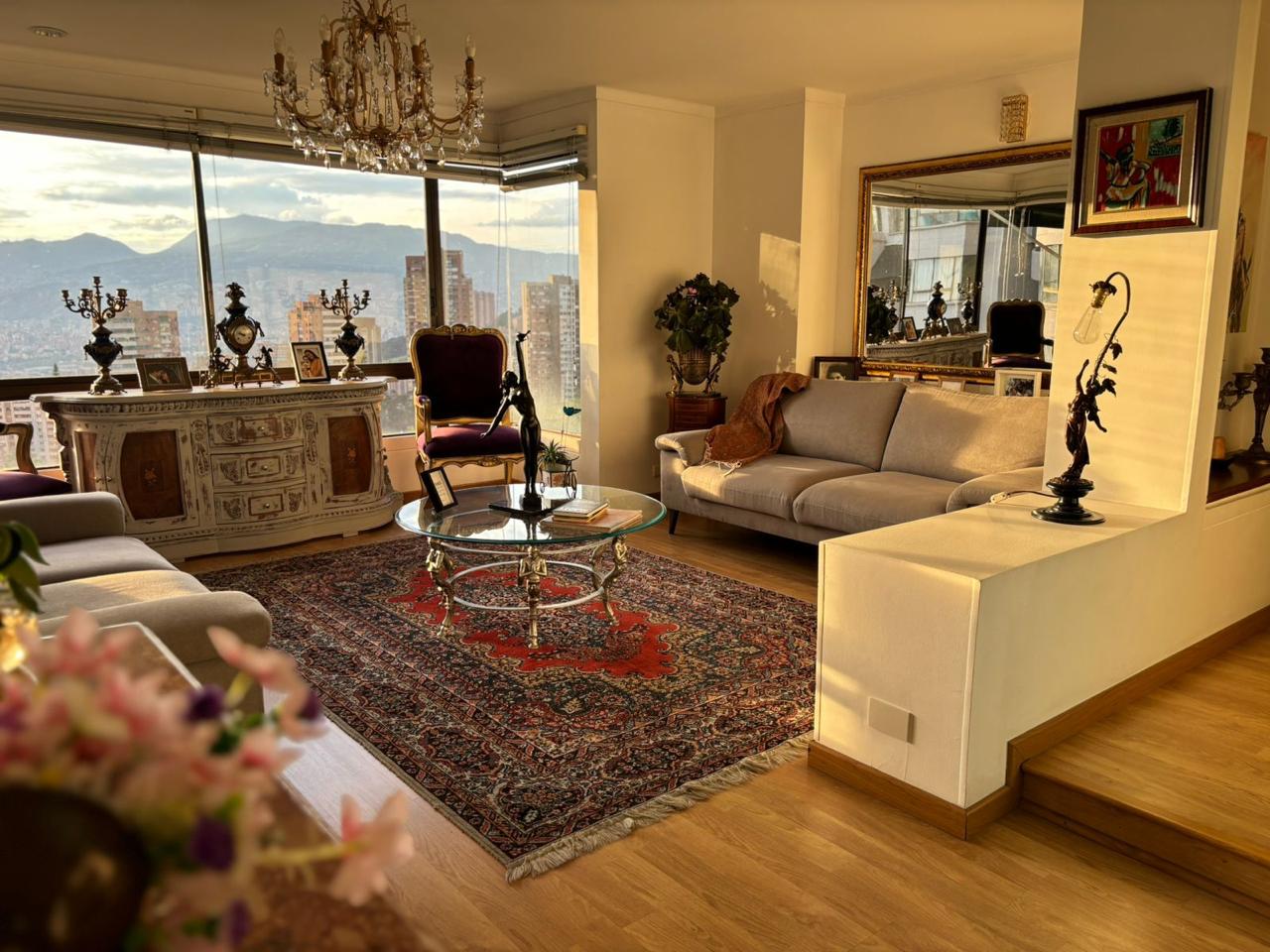 Apartamento para la venta en el tesoro