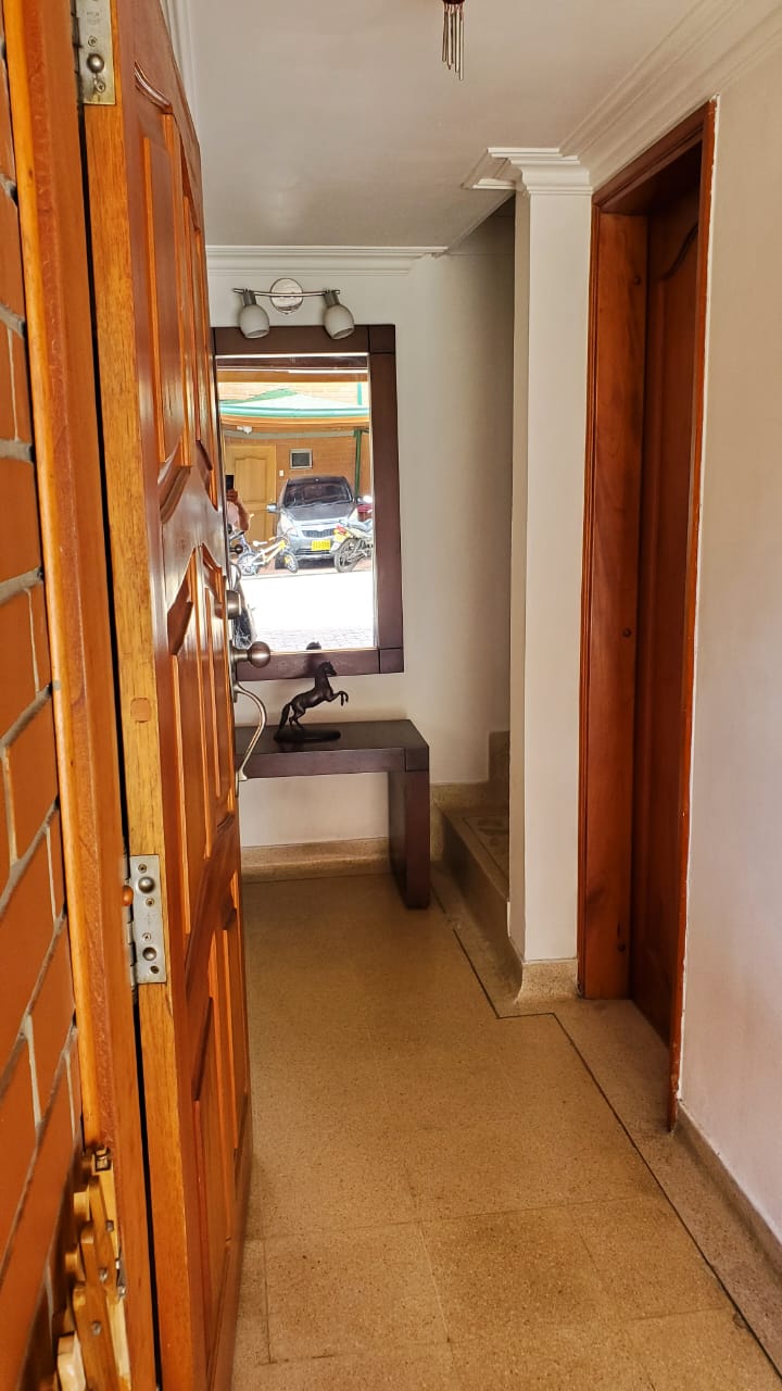 Casa para la venta en La Mota Medellín