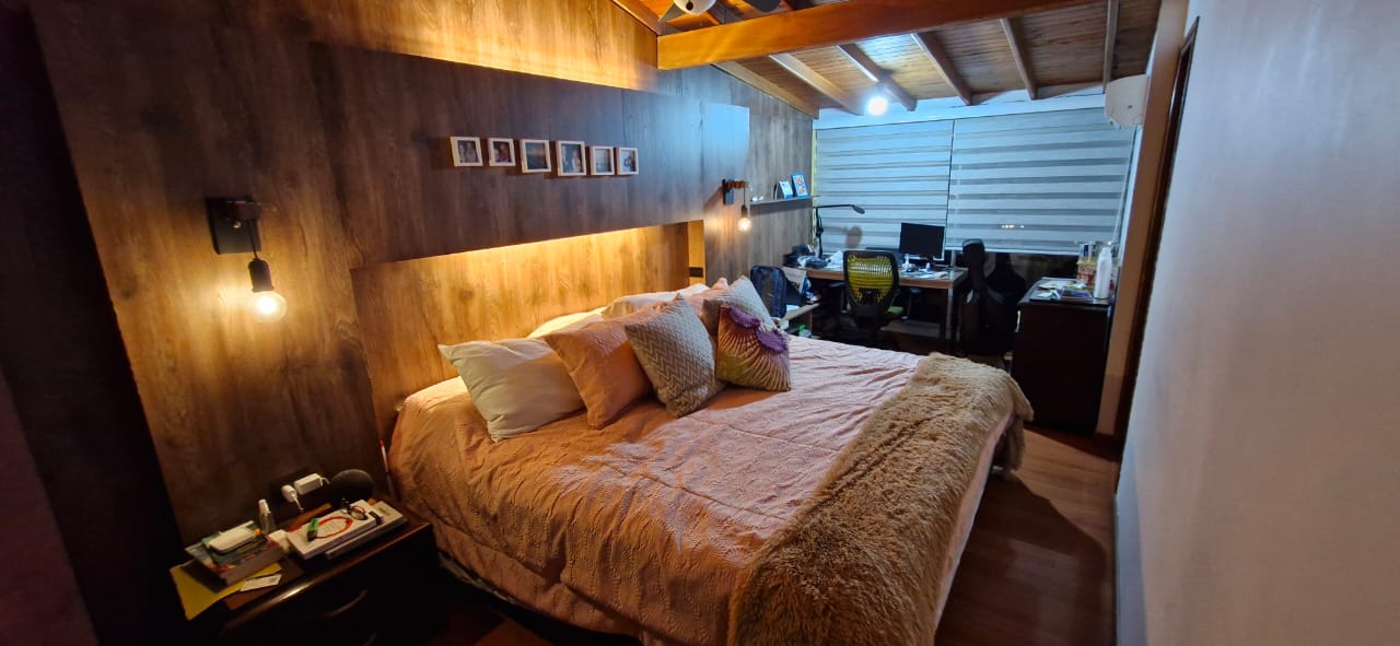 Casa en venta en la Estrella Suramerica