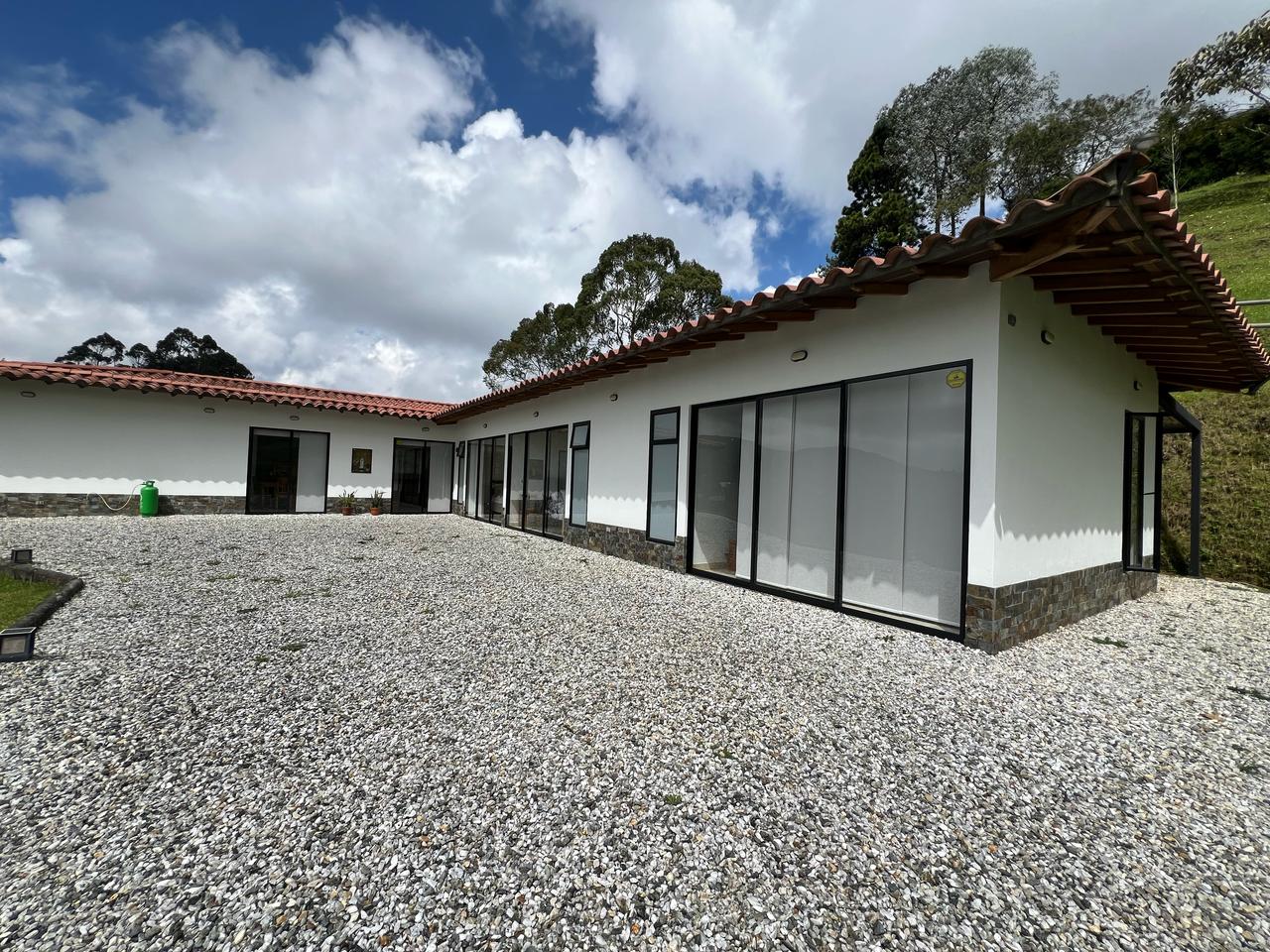 Venta de casa en Envigado Loma de El Escobero