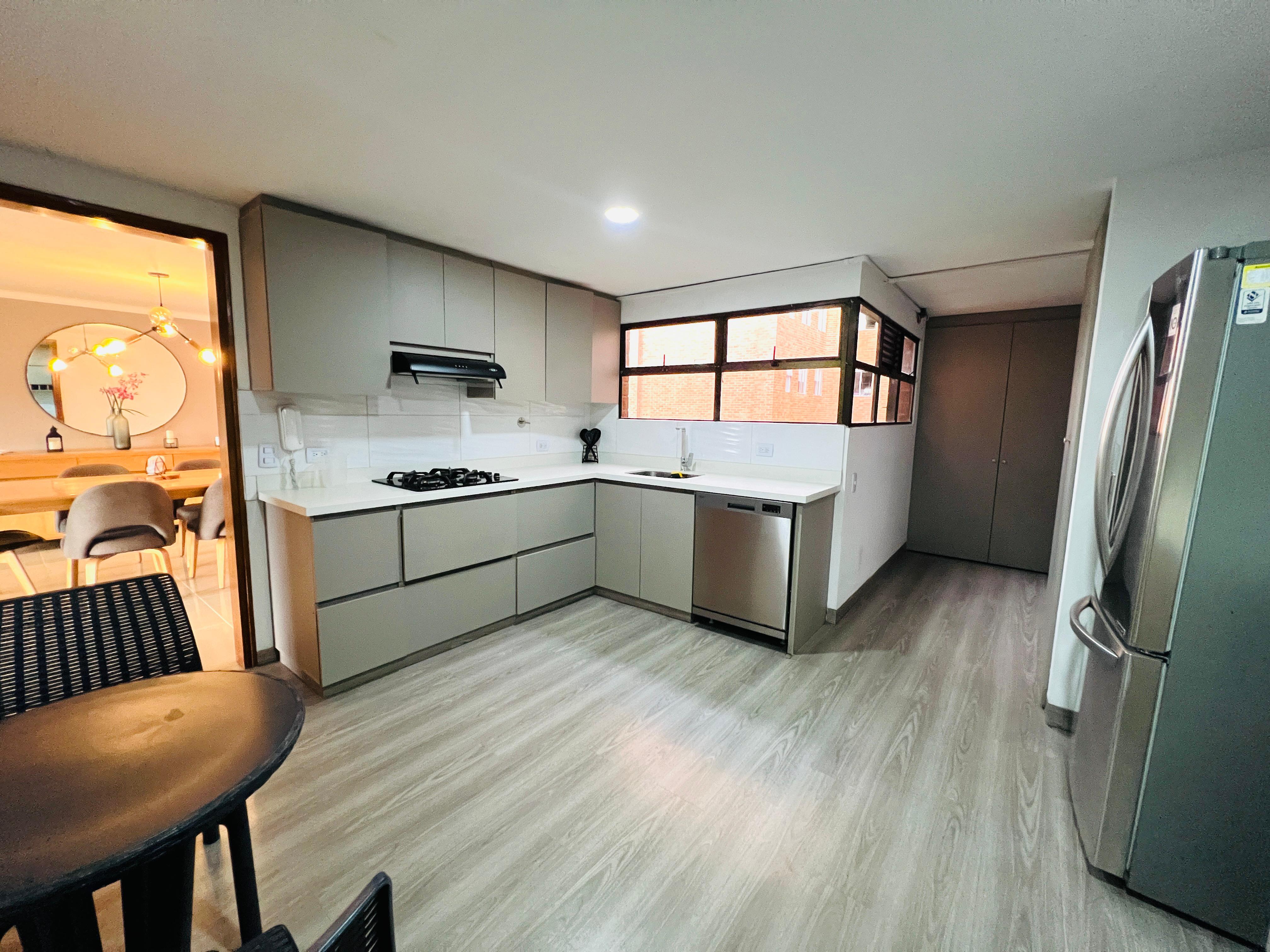 Apartamento amoblado en venta Castropol el Poblado