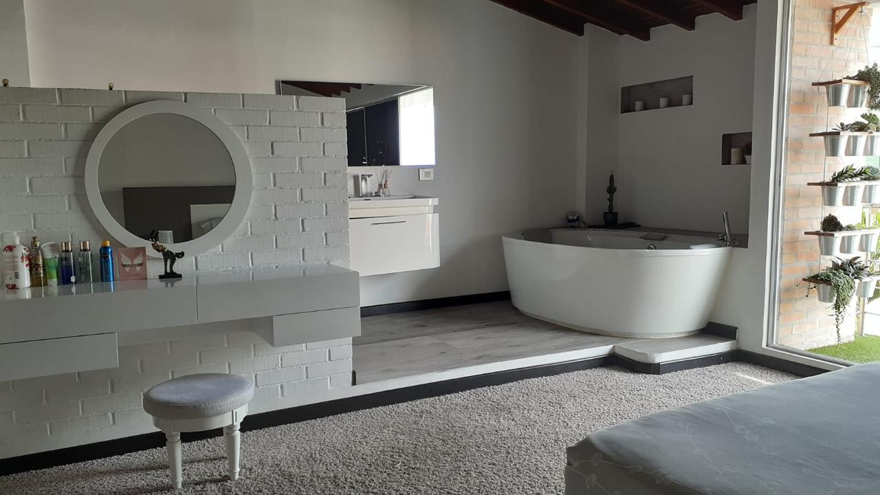 Venta de Casa en La Estrella Cerca del Parque - Antioquia