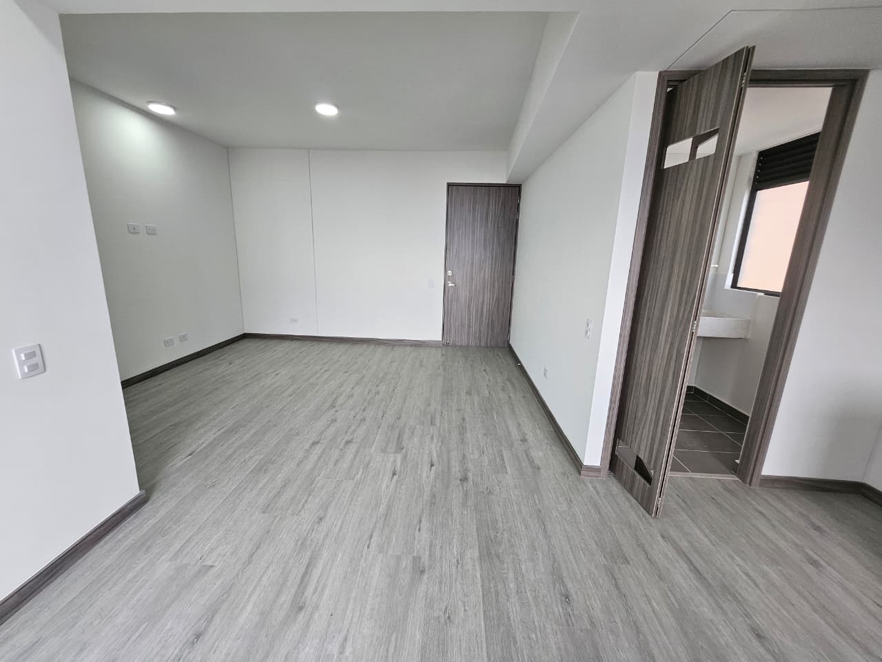 Apartamento para estrenar en arriendo en Las Palmas Medellín