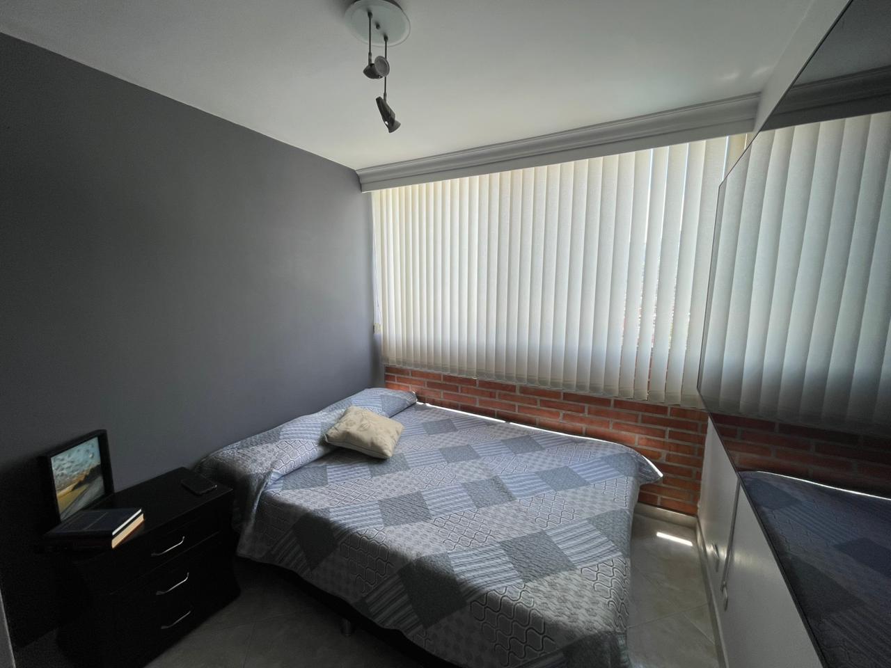 Apartamento en venta en la Loma de los Bernal
