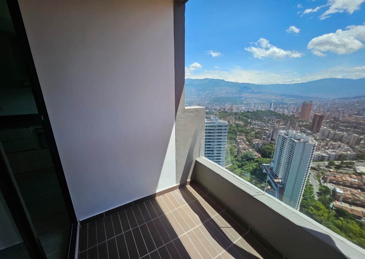 Apartamento para estrenar en venta en Las Palmas Medellín