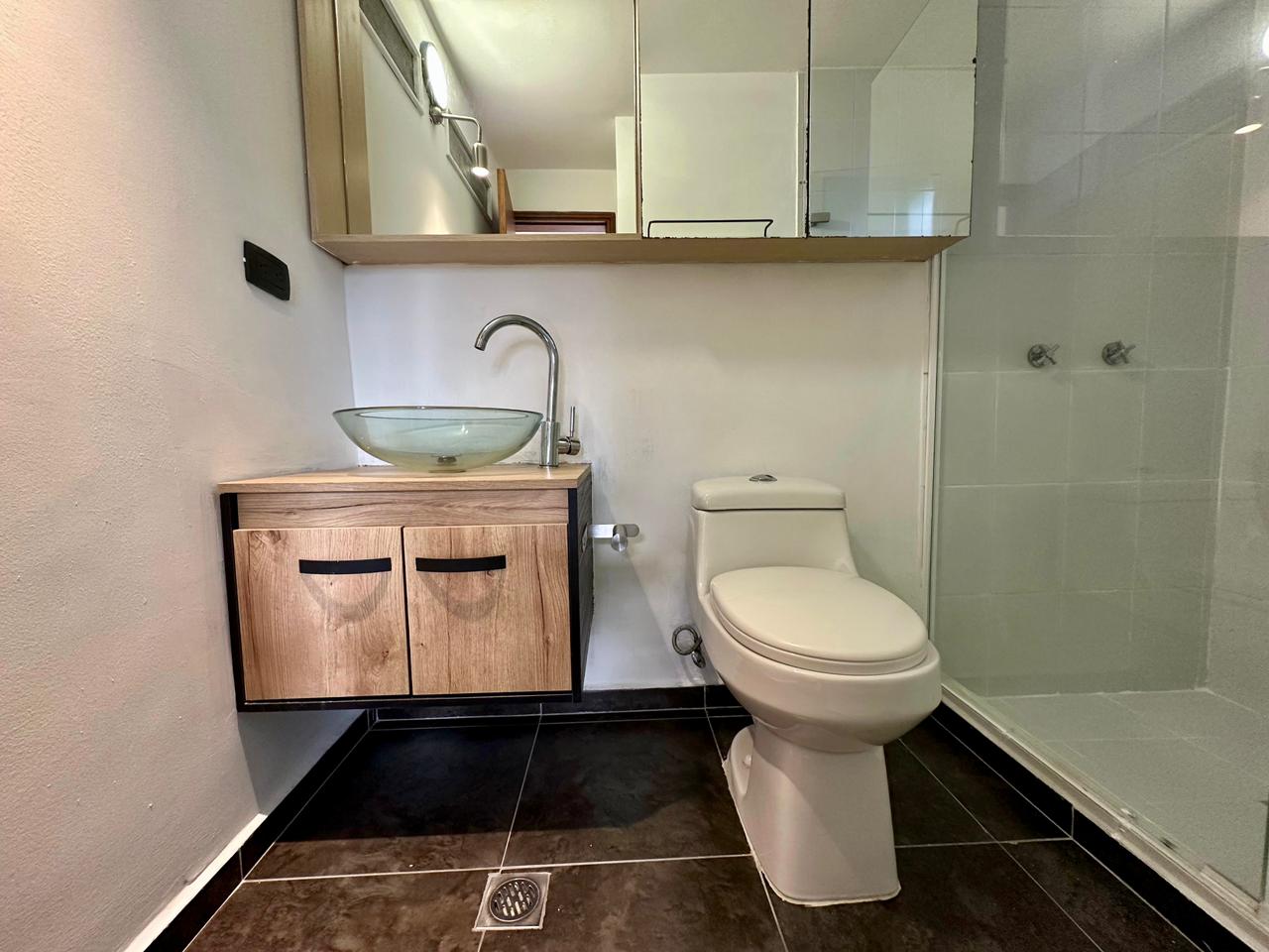 Apartaestudio para arriendo en El Poblado Los Balsos