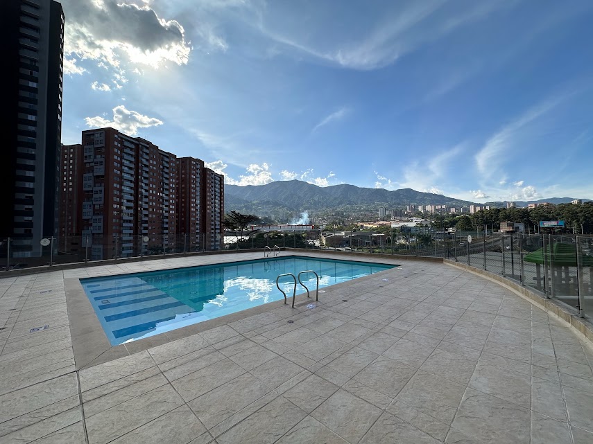 Apartamento en venta en sabaneta calle larga