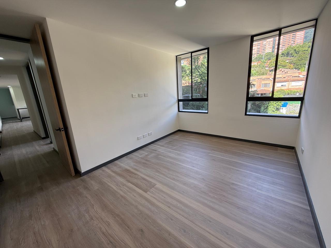 Apartamento en venta en Envigado Loma las brujas