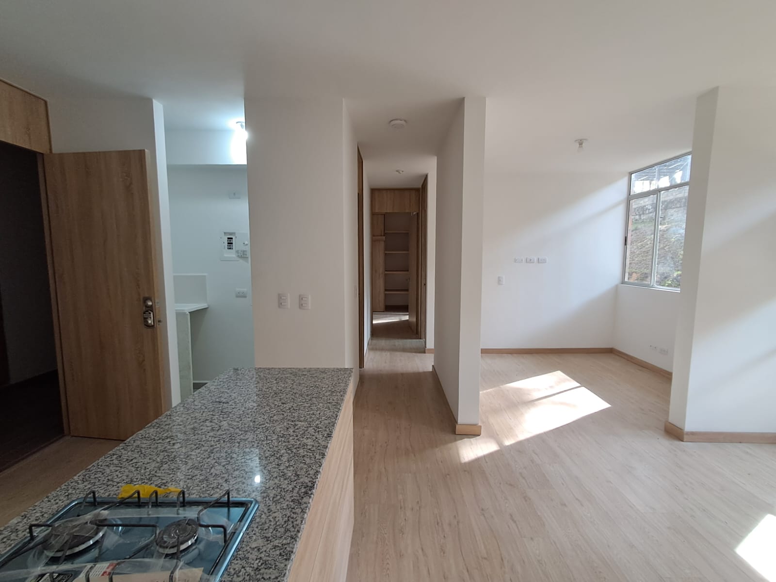 Apartamento Venta Robledo-Altamira BAJO DE PRECIO