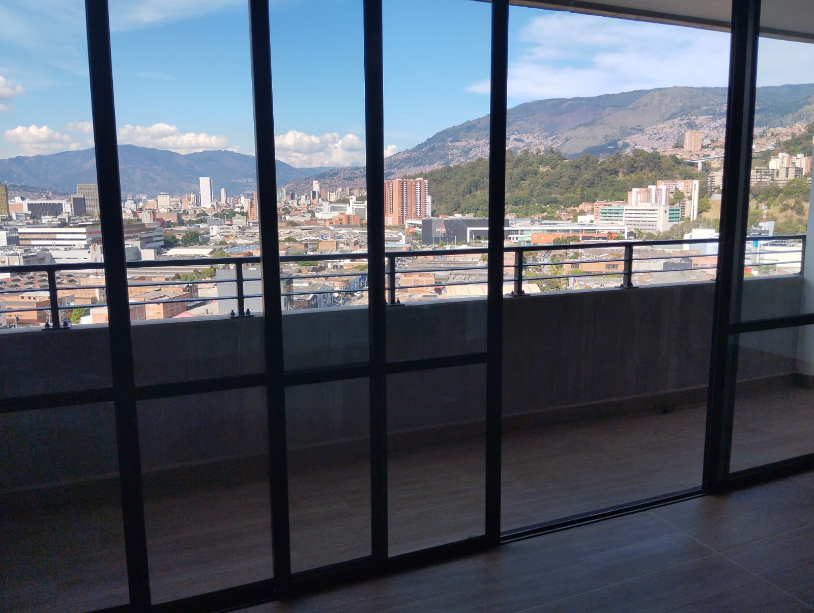 Apartaestudio para arriendo en Ciudad del Río El Poblado