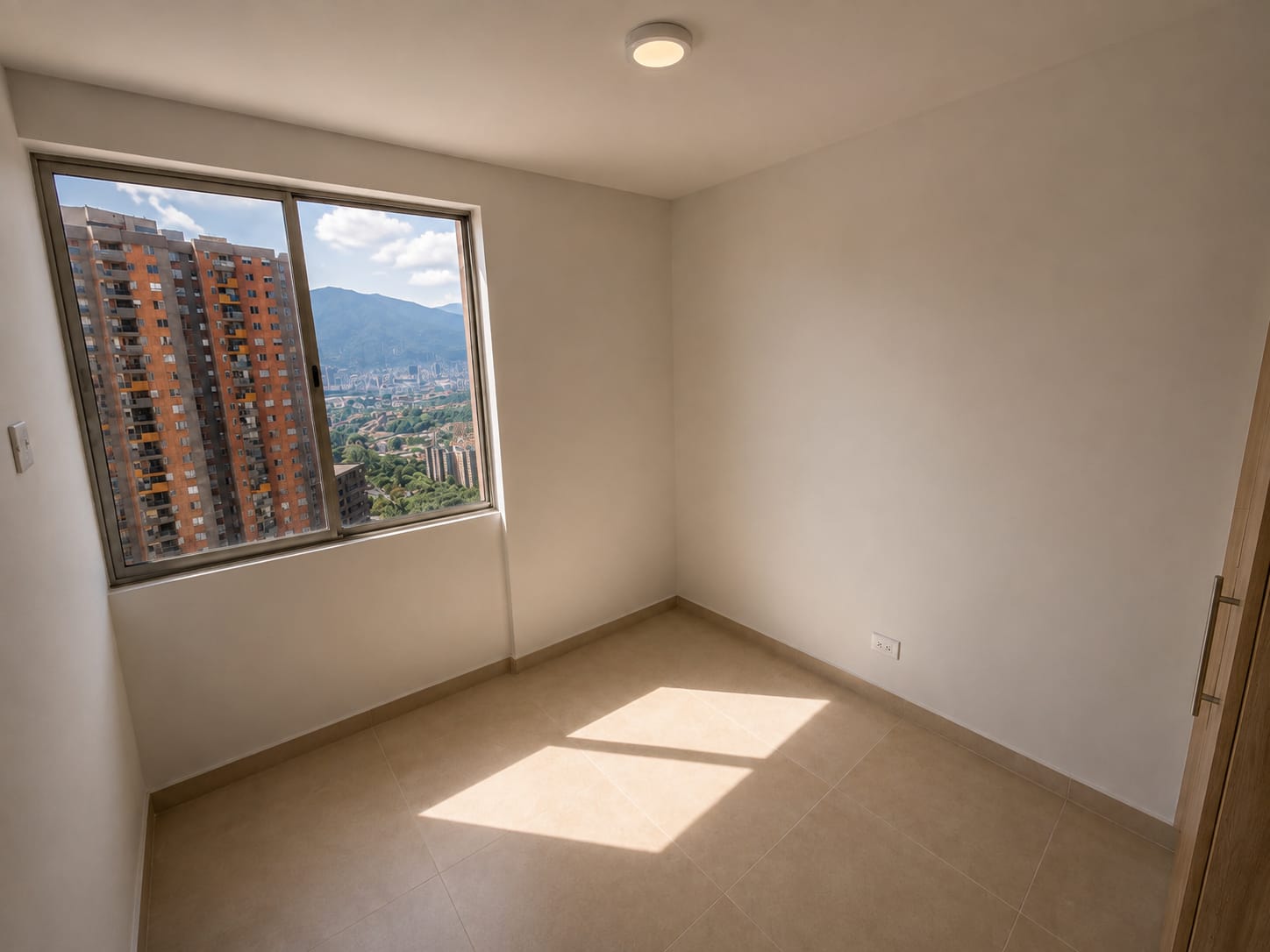 Apartamento nuevo en venta Itagüí Santa María con estudio