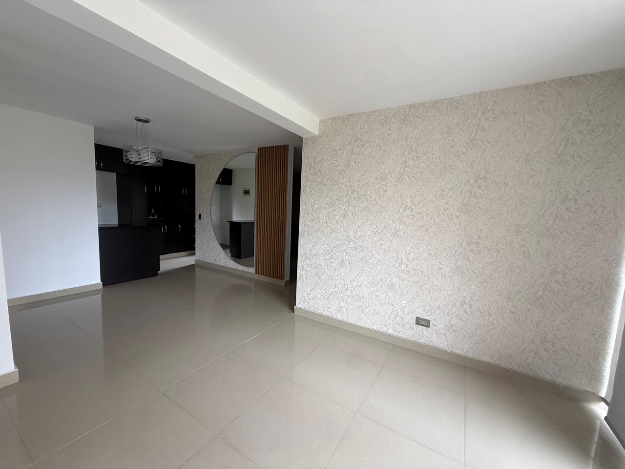 Venta de apartamento en Loma de Los Bernal  Medellin