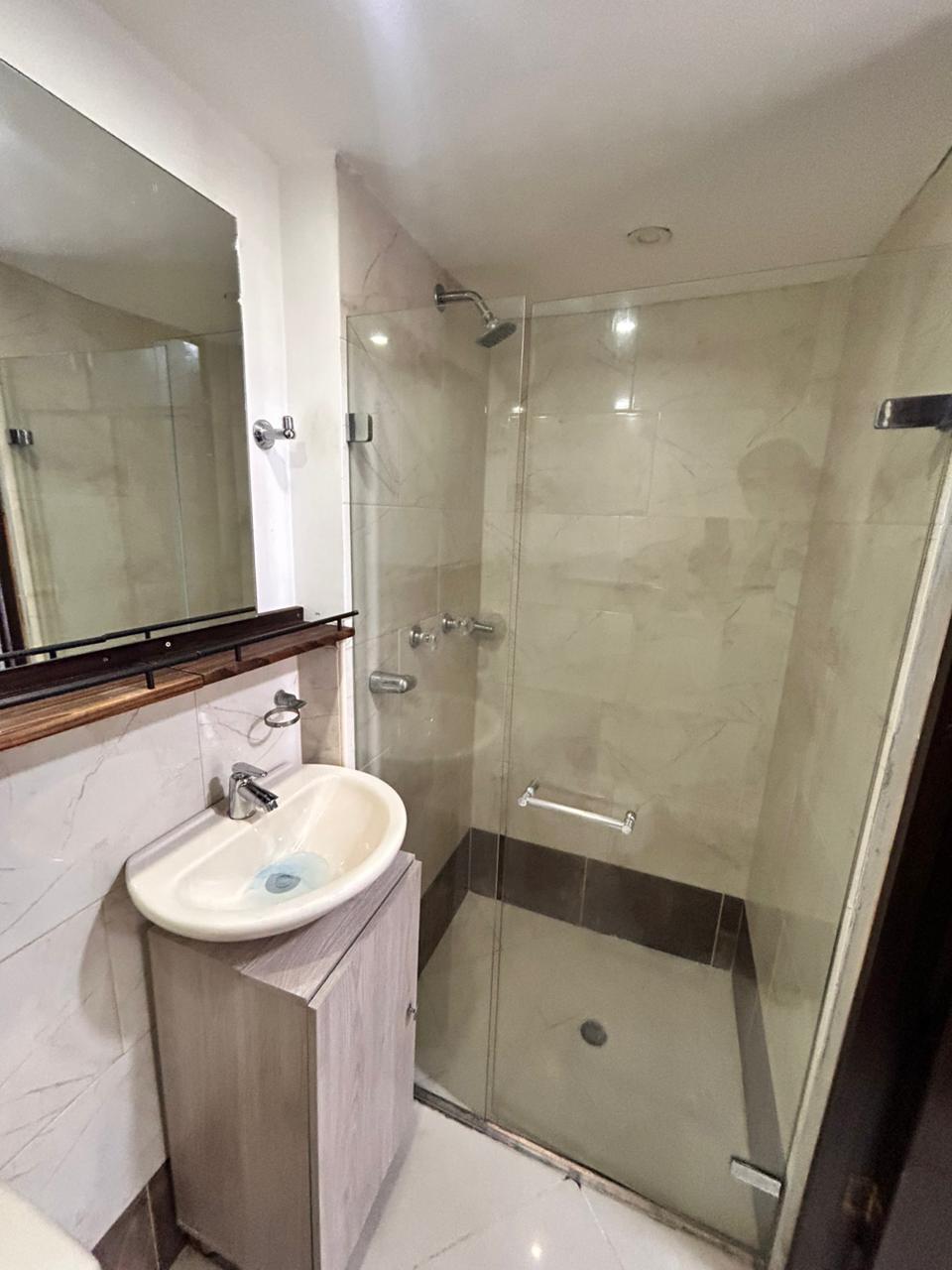 Apartamento en venta en San German - Robledo