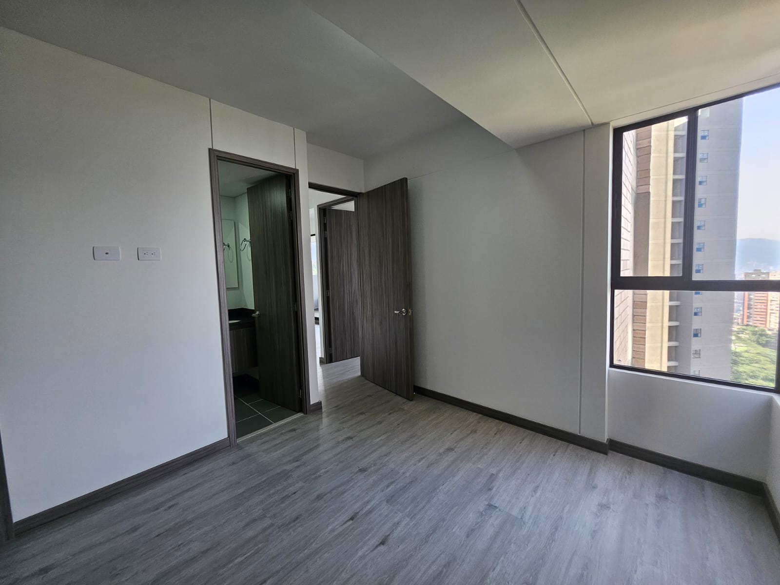 Apartamento para estrenar en arriendo en Las Palmas Medellín