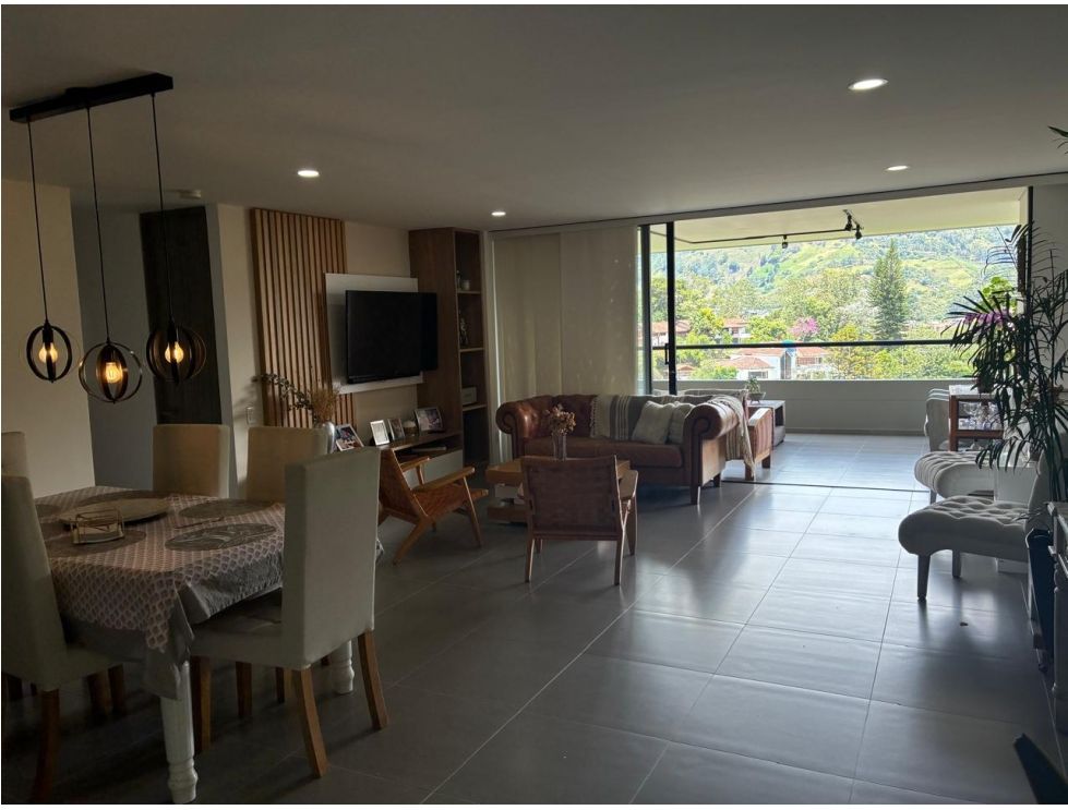 Apartamento en venta en Las Brujas Envigado