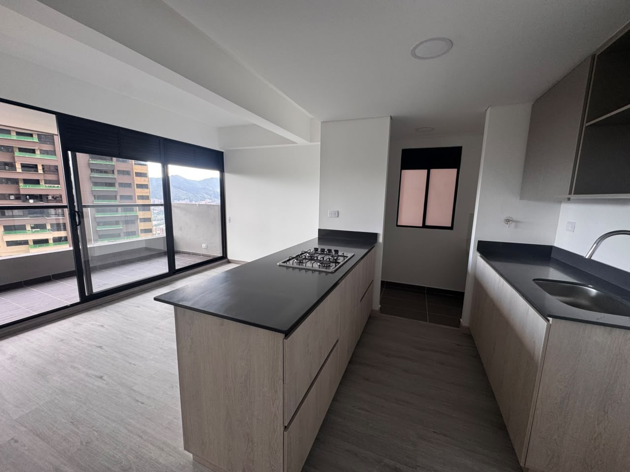 Apartamento para estrenar en arriendo en Las Palmas Medellín