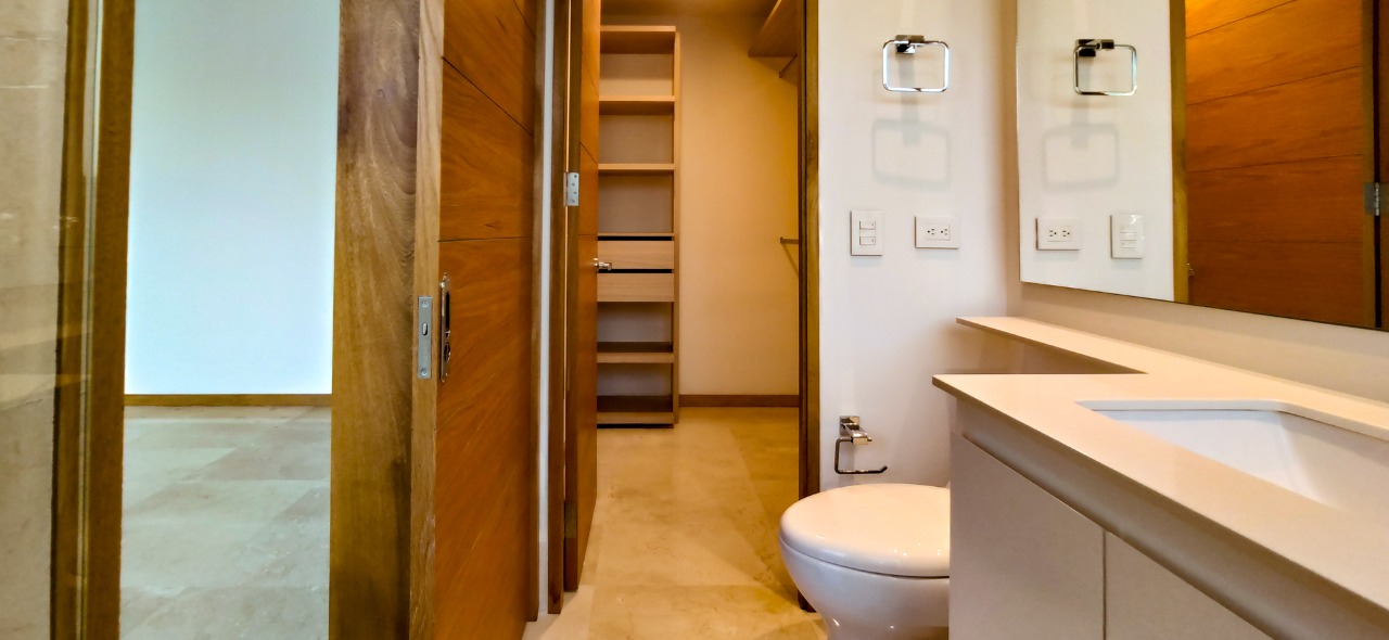 Apartamento en venta Medellin Poblado los Balsos