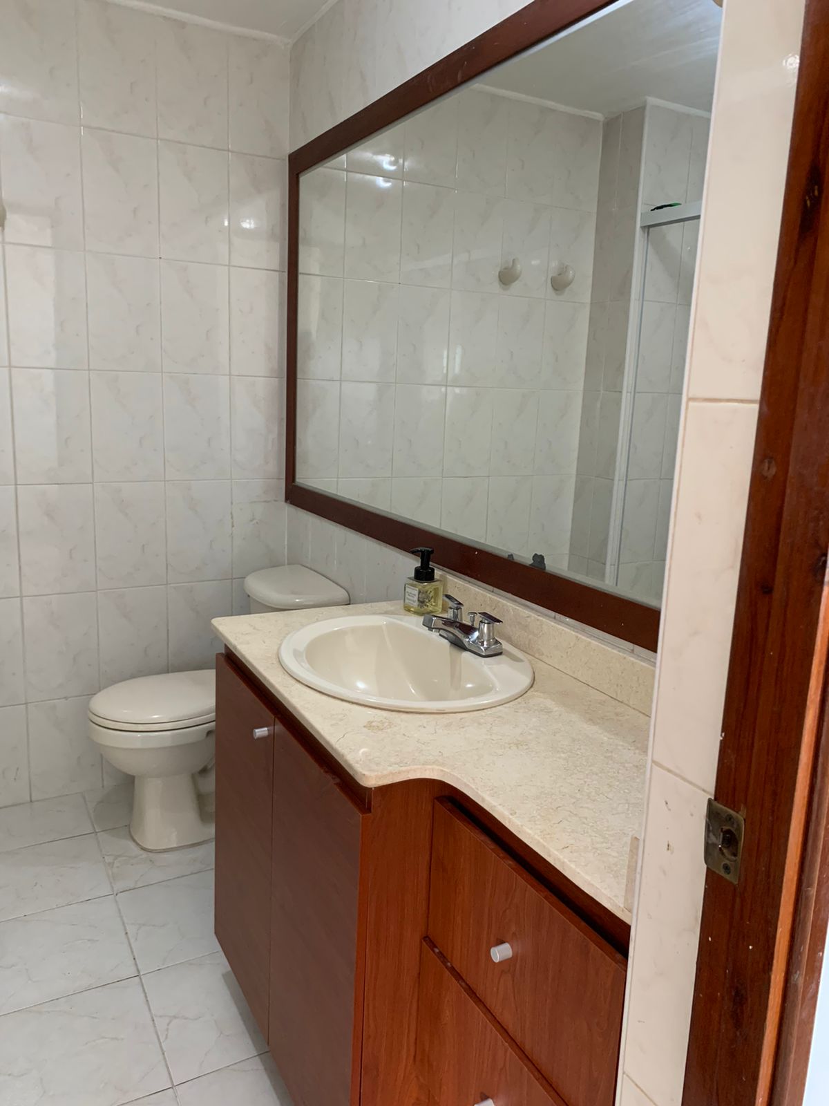 Apartamento en venta Medellin Loma de los Bernal