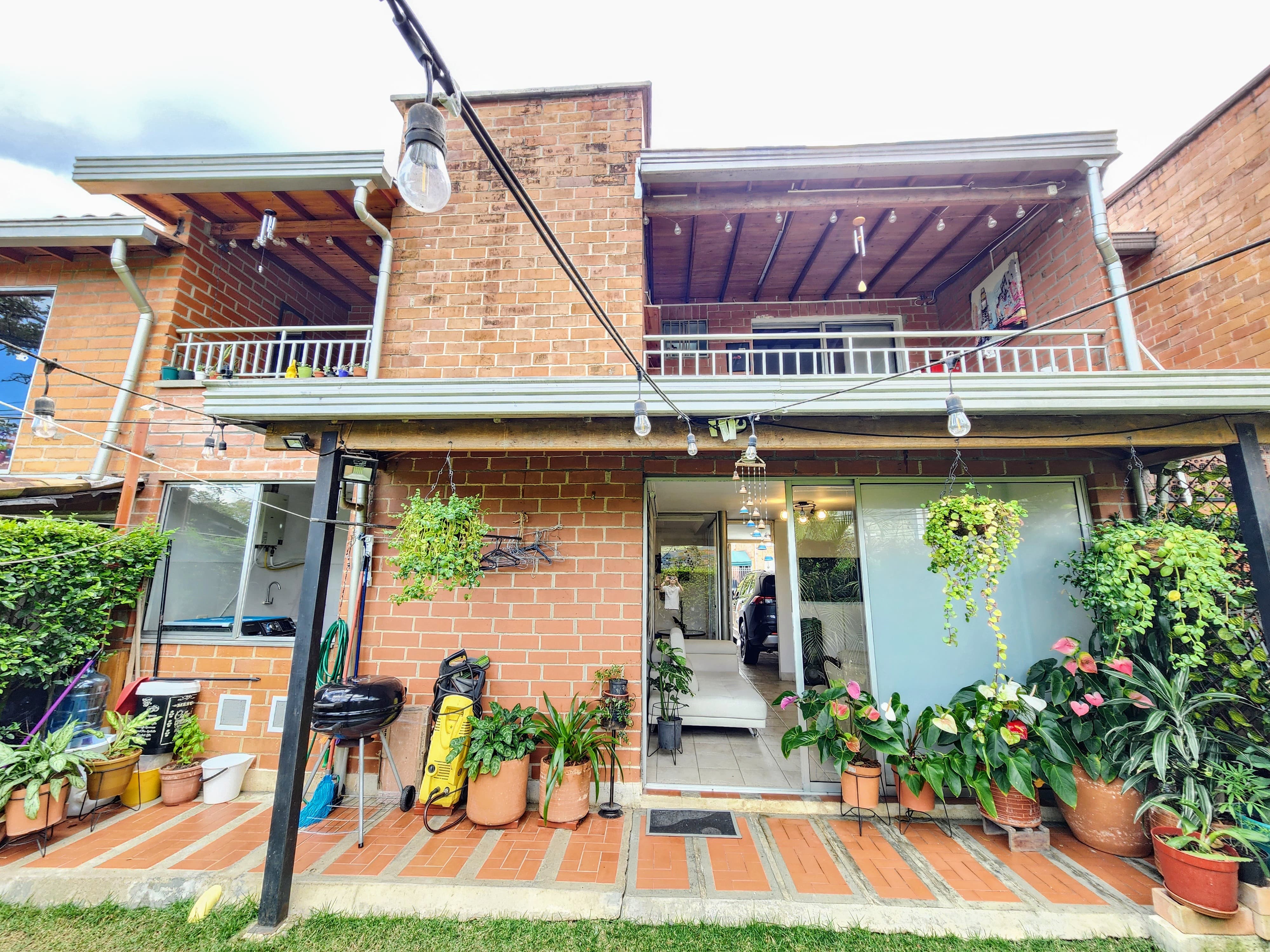 Casa en VENTA en La estrella, sector Suramerica