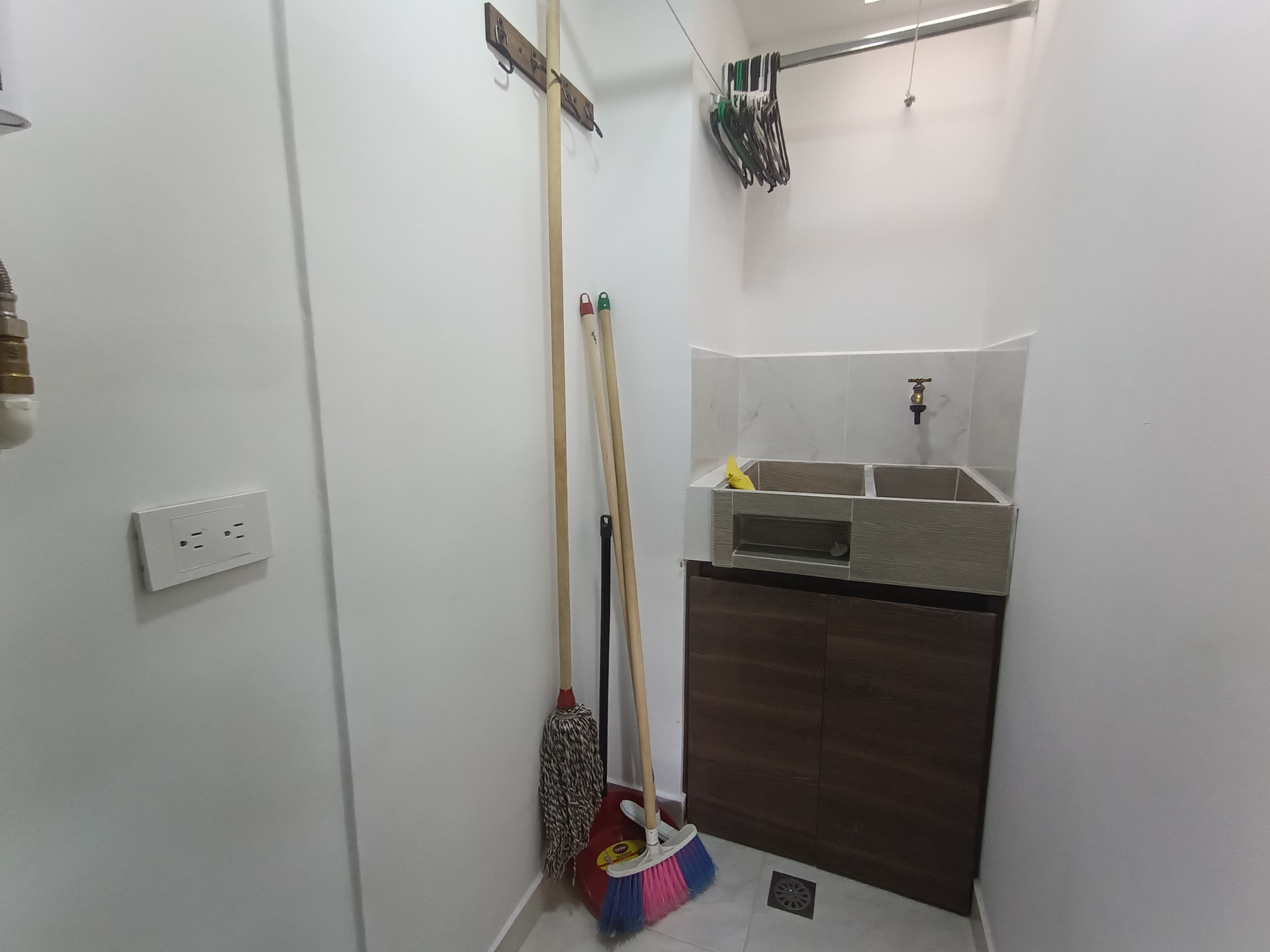 APARTAMENTO AMOBLADO PARA ARRIENDO EN EL BARRIO SANTA FE