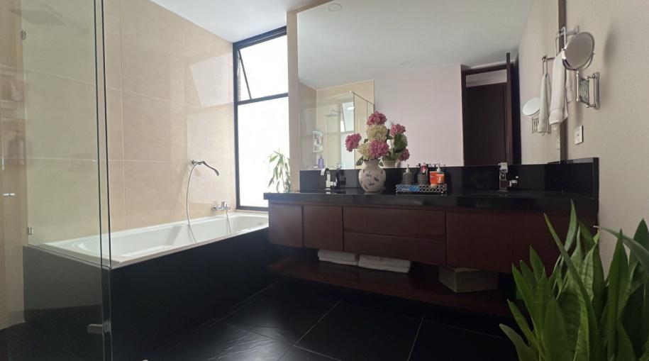 Venta de apartamento en Medellin El Poblado Los Balsos