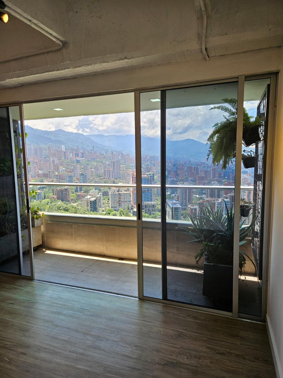 Venta de apartamento en El Poblado Las Palmas