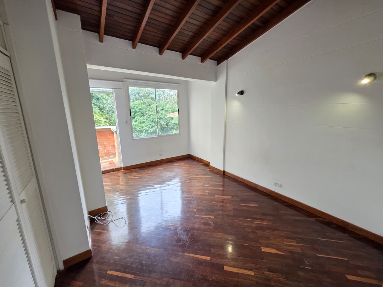 Casa en venta en las brujas envigado