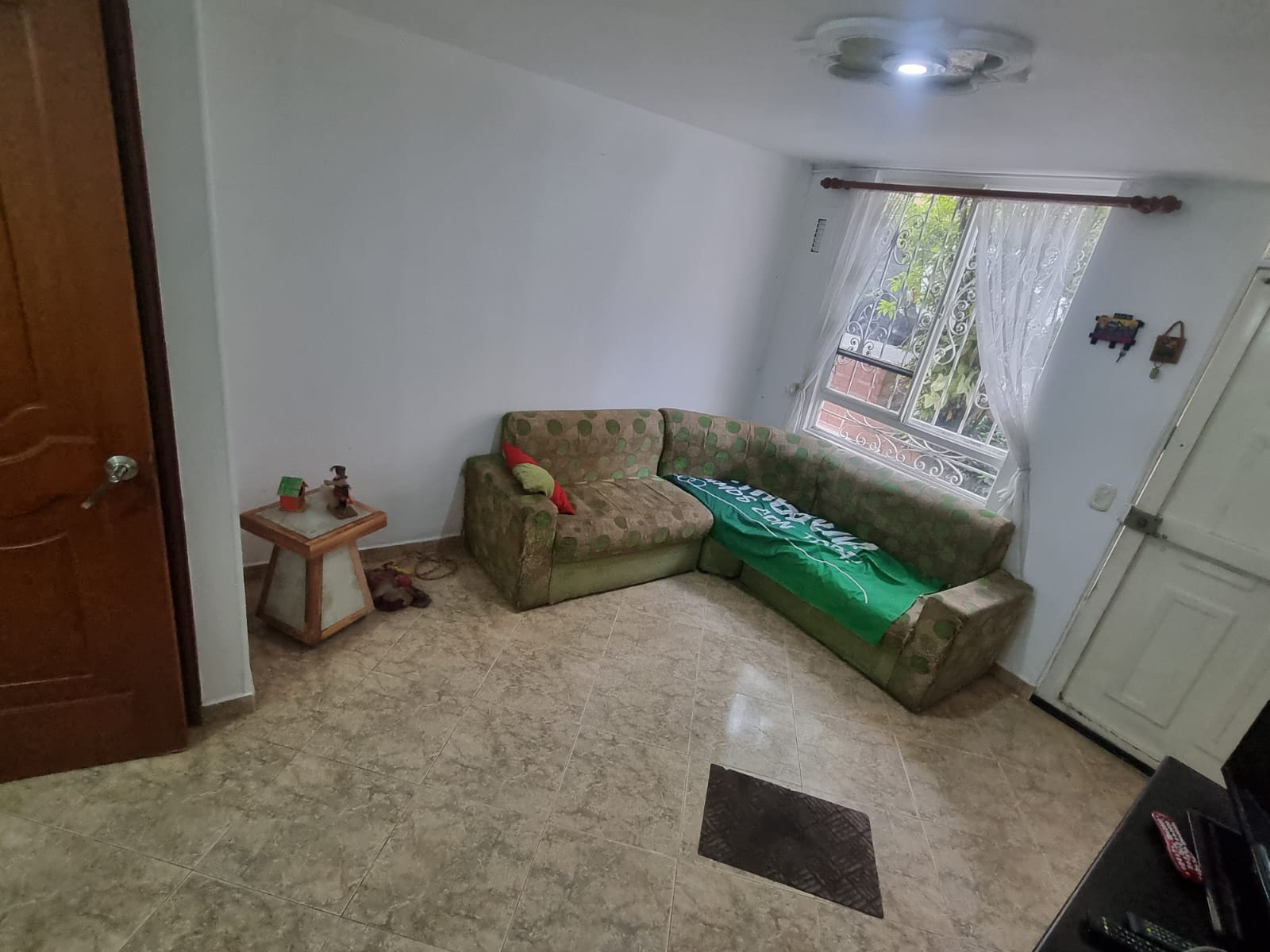 CASA EN VENTA EN RODEO ALTO MEDELLIN