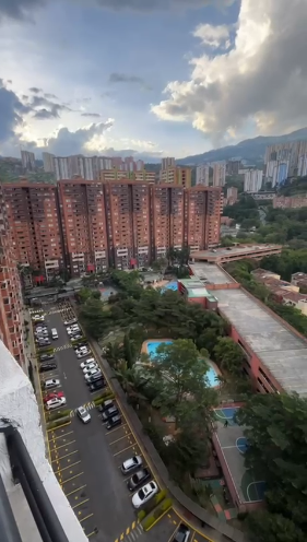 Apartamento para la Venta en Calasanz parte baja - Medellín.