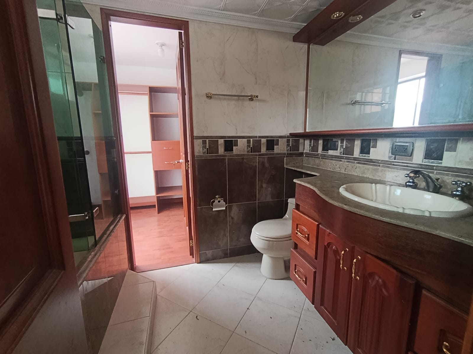 Apartamento Dúplex  en Arriendo Loma de los Bernal