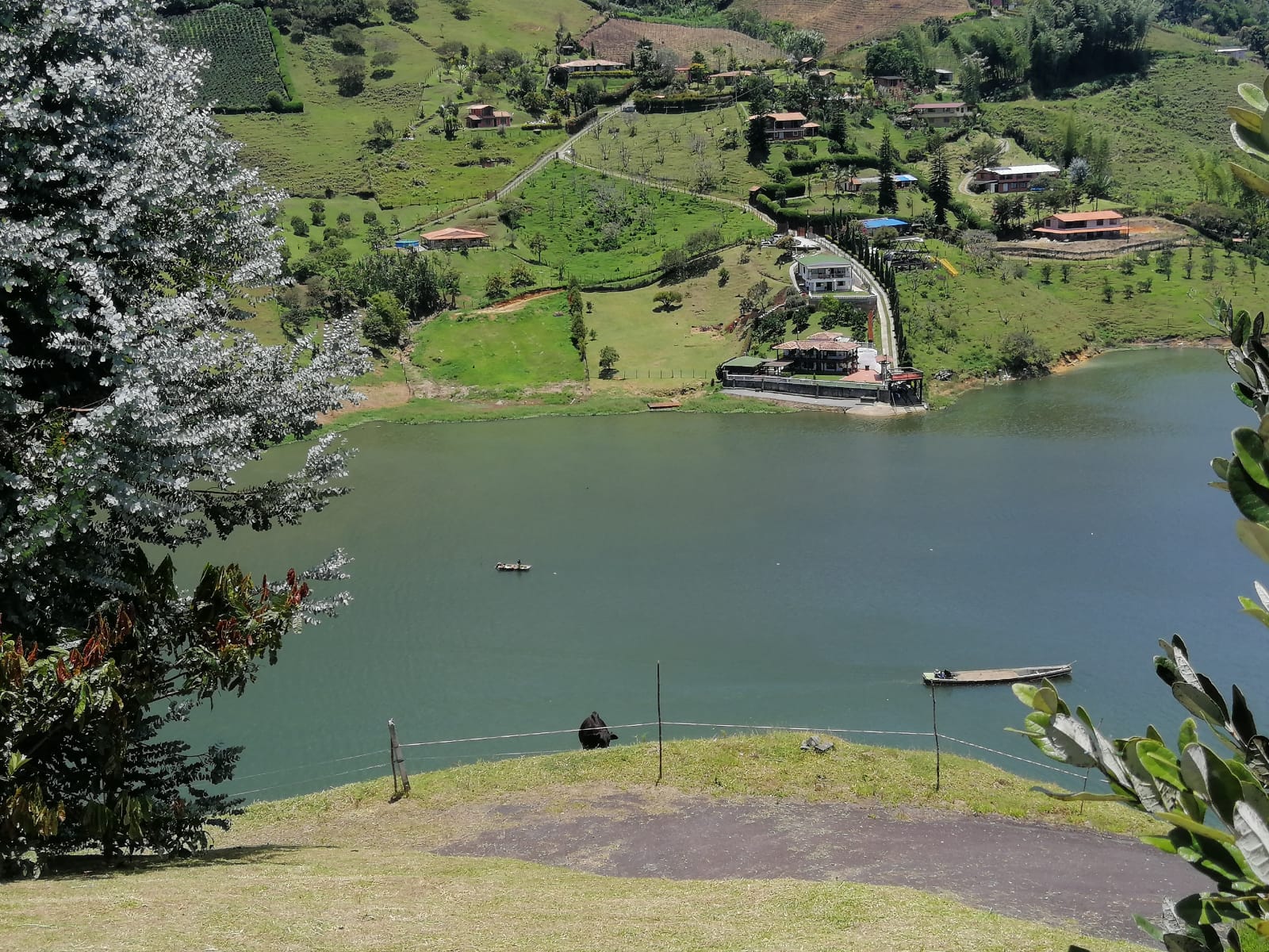 Casa lote  en venta en el Peñol  Antioquia
