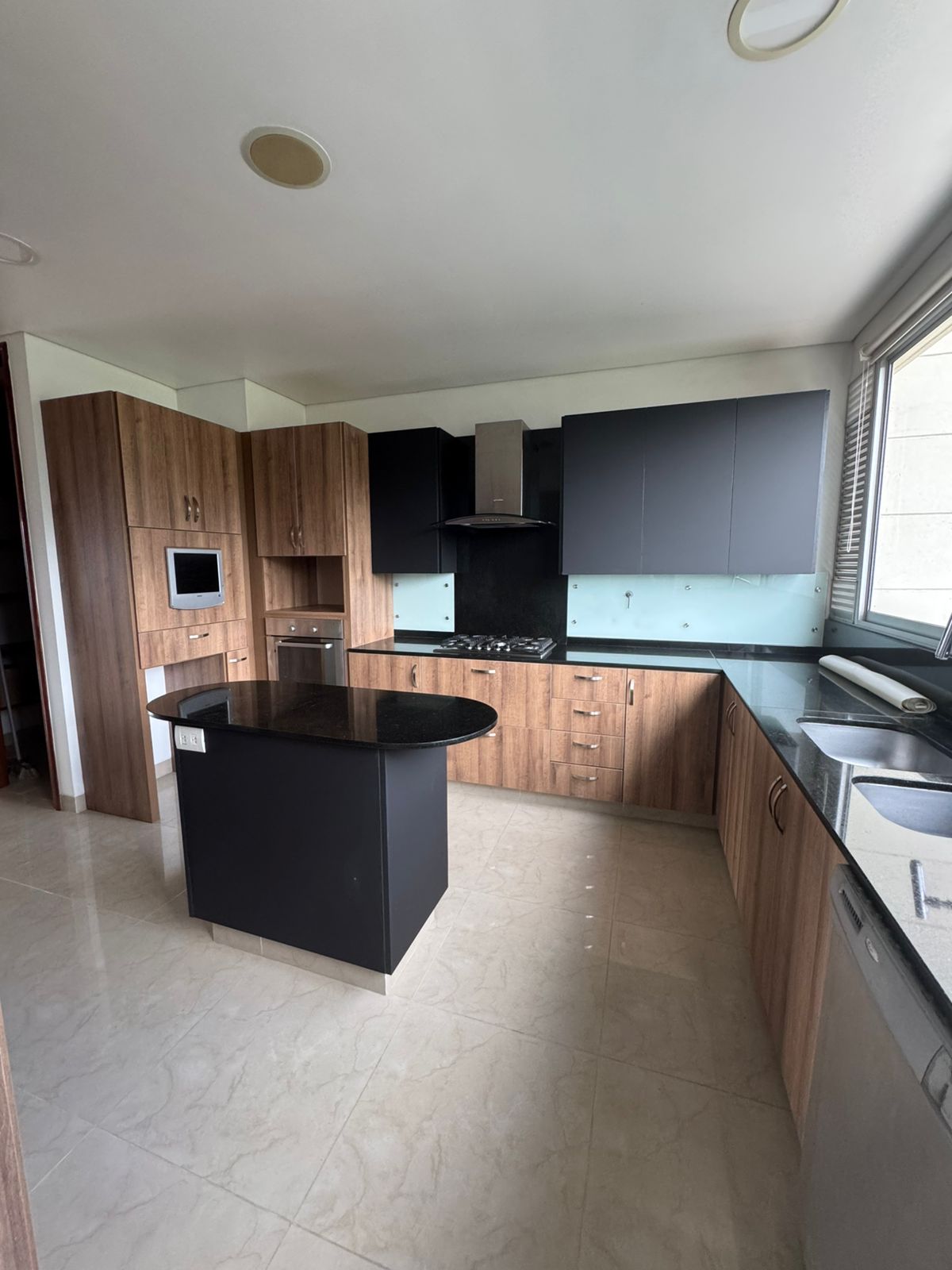 arriendo apartamento sector Los Balsos
