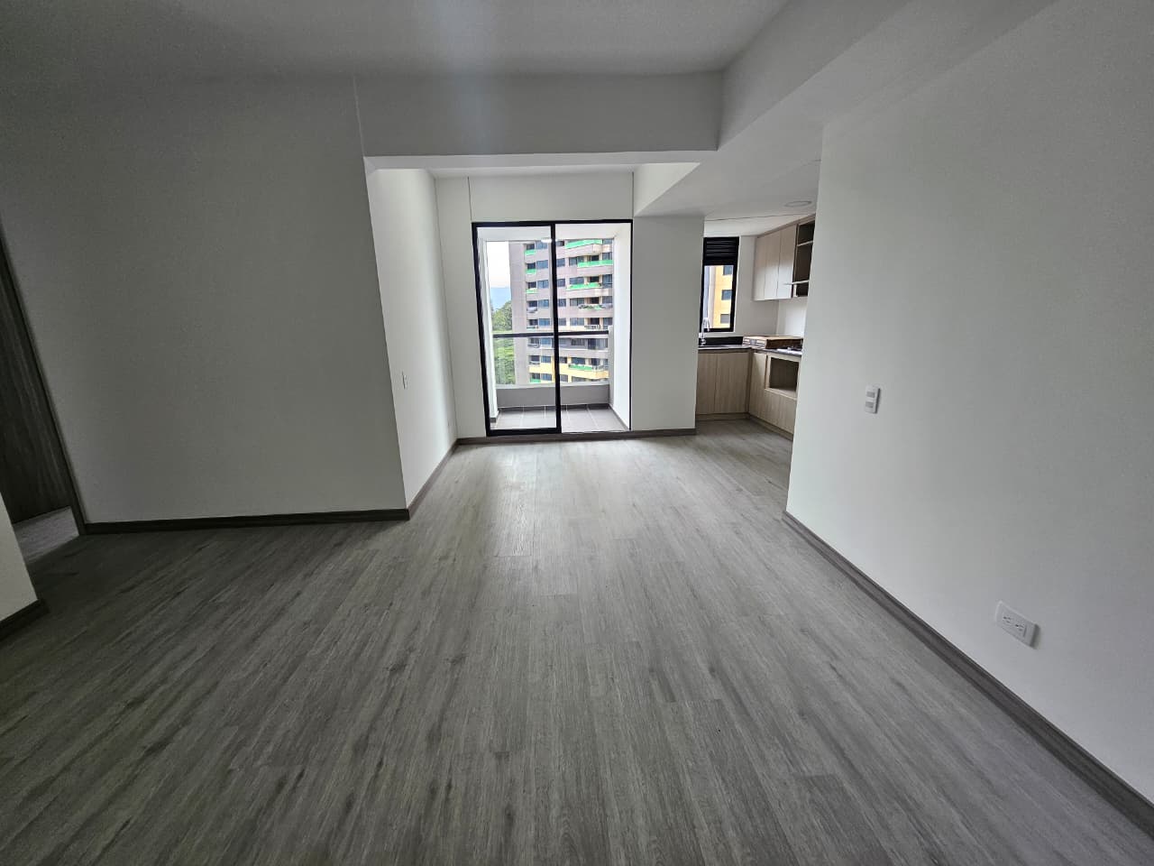 Apartamento para estrenar en arriendo en Las Palmas Medellín