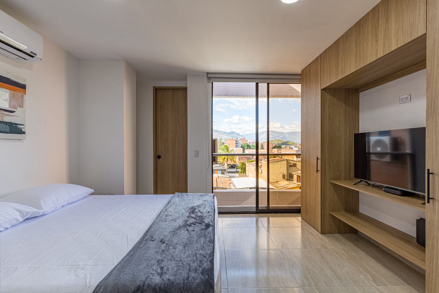 Apartaestudio tipo Loft amoblado en venta Belén Rosales