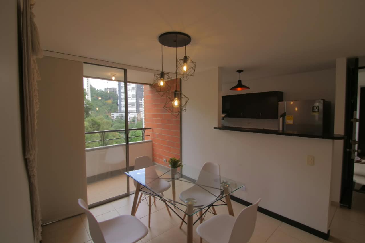 Apartamento para venta en la Loma del Indio El Poblado