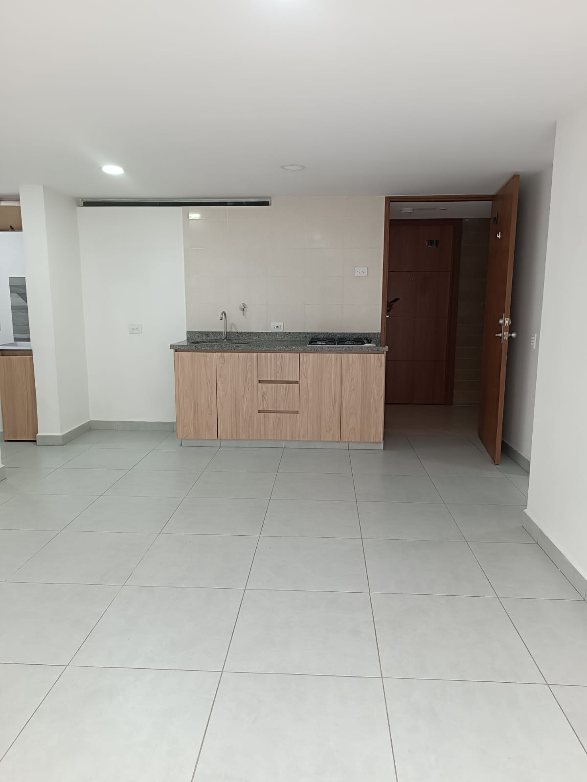 Apartamento para venta  en Loma del Indio Medellín