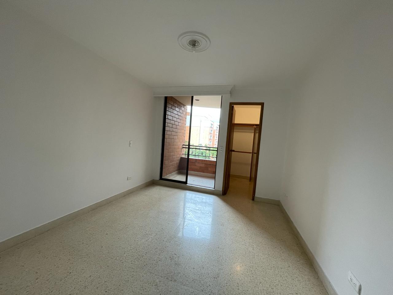 Apartamento en venta  en Conquistadores - Medellín