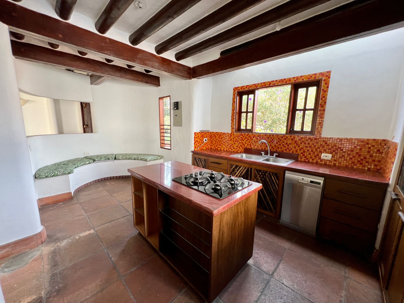 Casa en Venta en La Estrella La Aldea